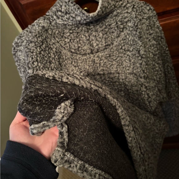 True Grit pullover - Picture 3 of 5